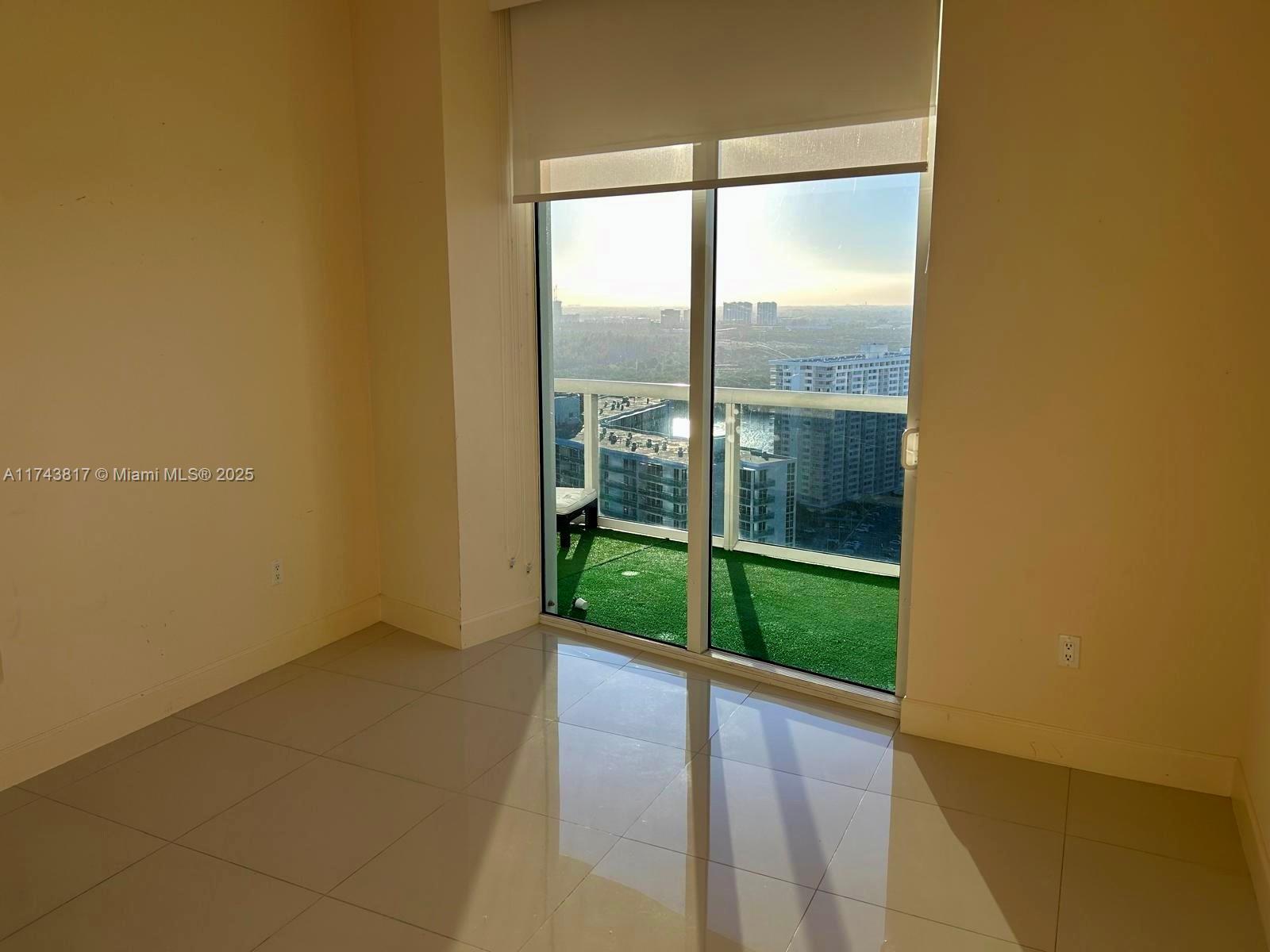 15811 Collins Ave #2605, Sunny Isles Beach FL 33160