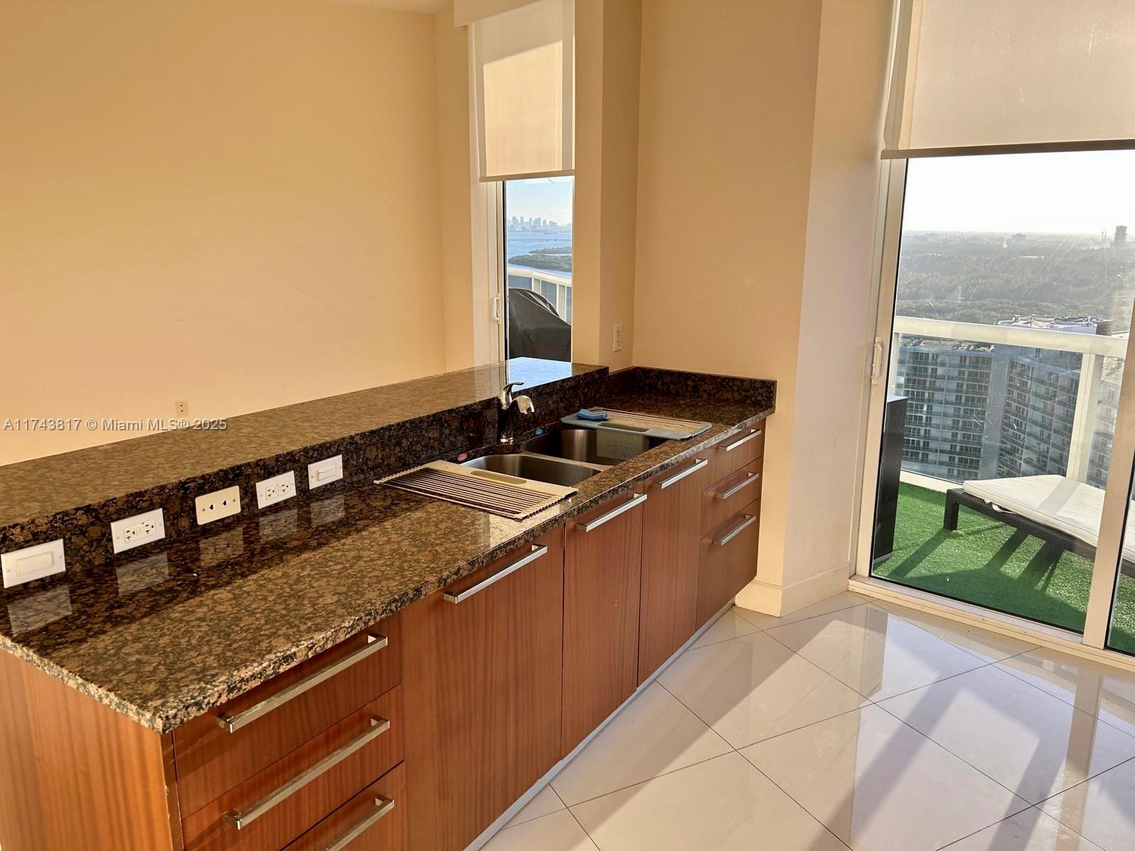15811 Collins Ave #2605, Sunny Isles Beach FL 33160