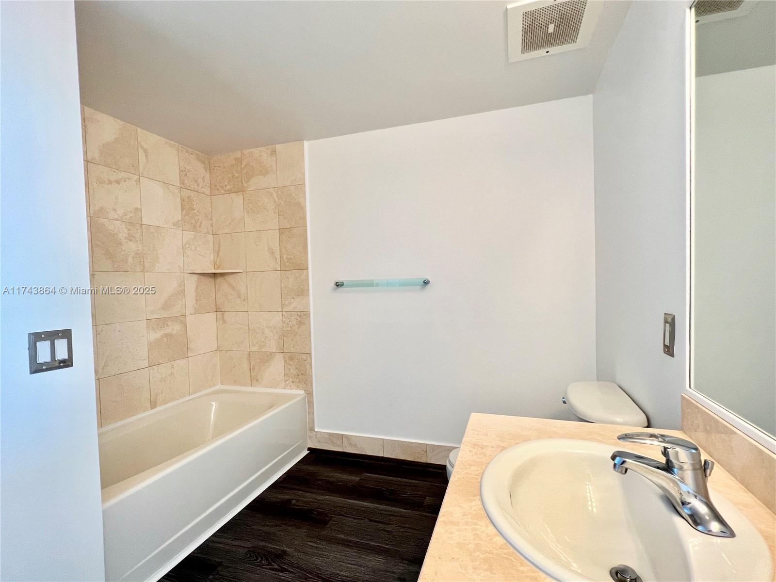 2475 Brickell Ave #2408, Miami FL 33129