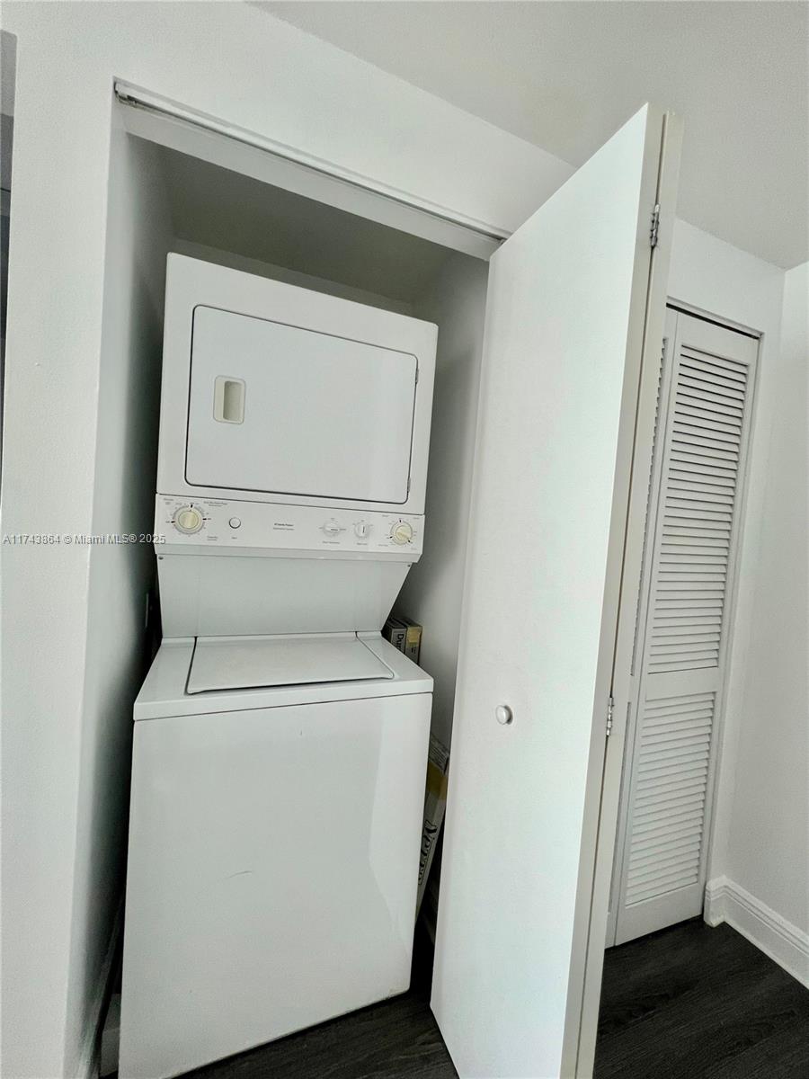 2475 Brickell Ave #2408, Miami FL 33129