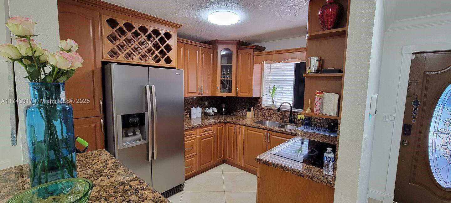 1355 W 71st St, Hialeah, Florida image 5