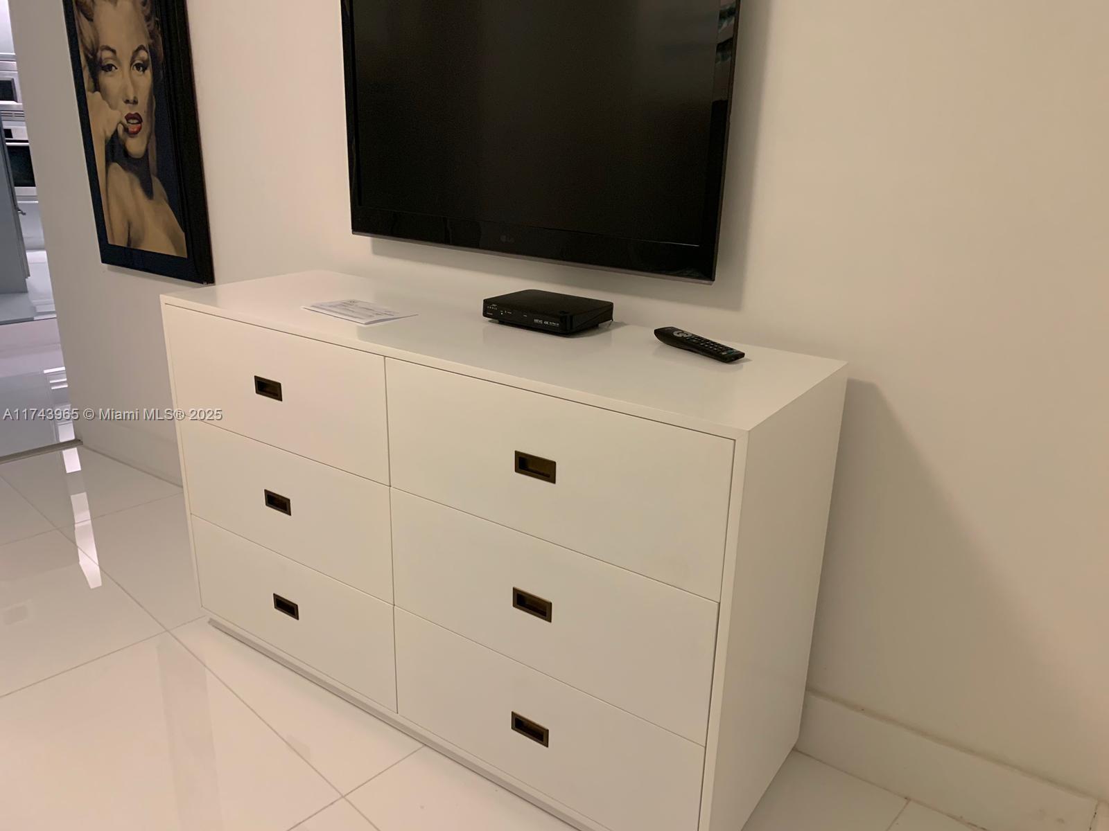 18201 Collins Ave #805, Sunny Isles Beach FL 33160