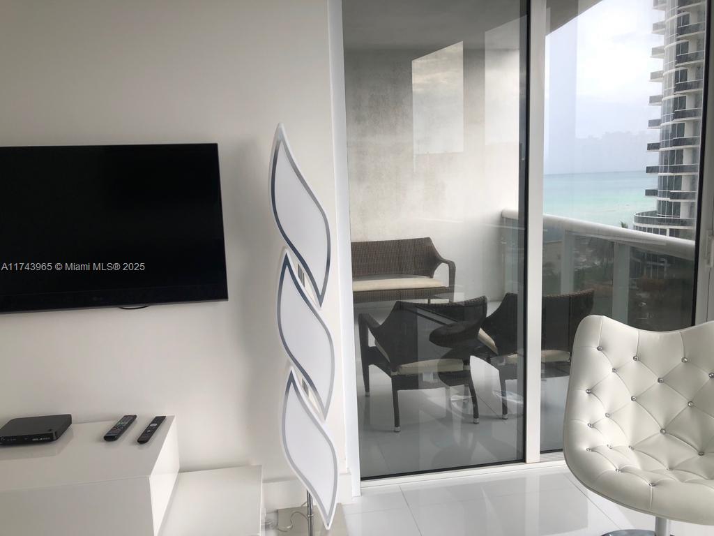 18201 Collins Ave #805, Sunny Isles Beach FL 33160