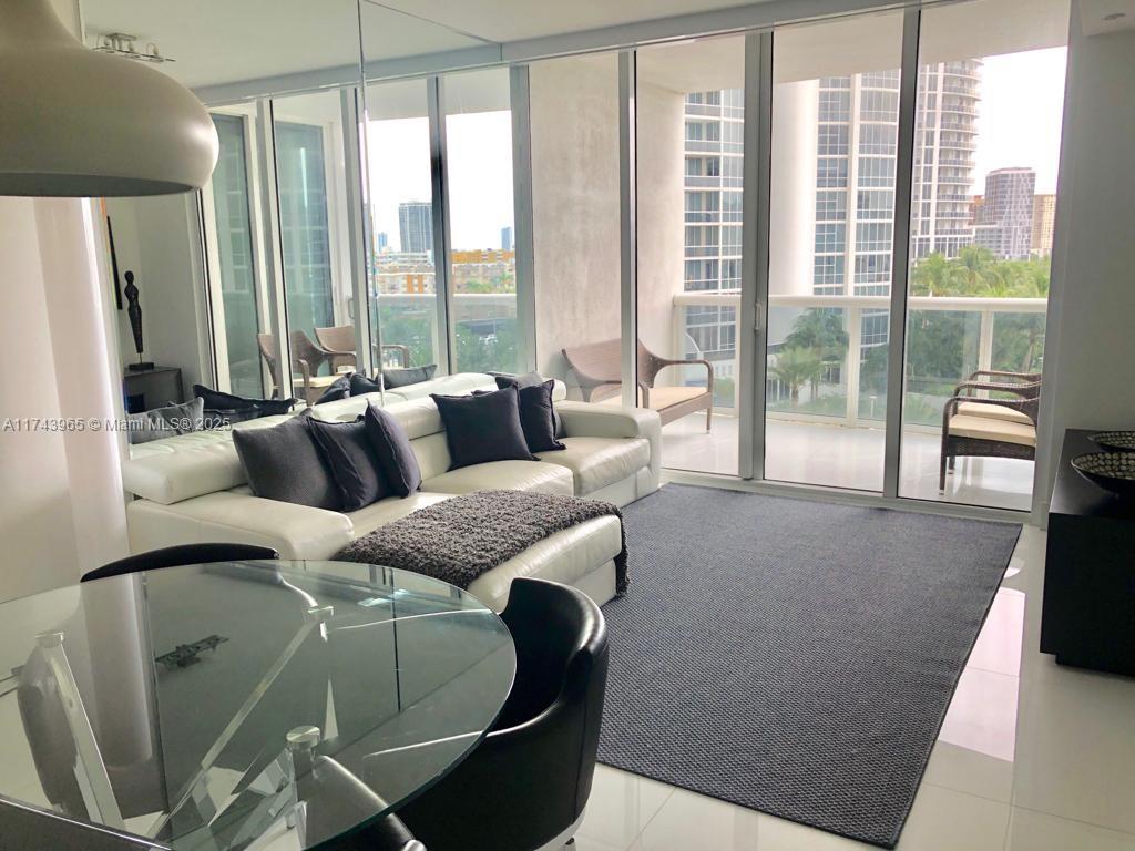 18201 Collins Ave #805, Sunny Isles Beach FL 33160