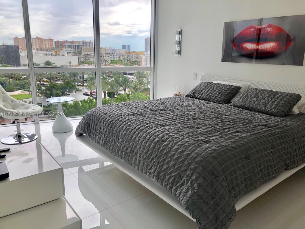 18201 Collins Ave #805, Sunny Isles Beach FL 33160