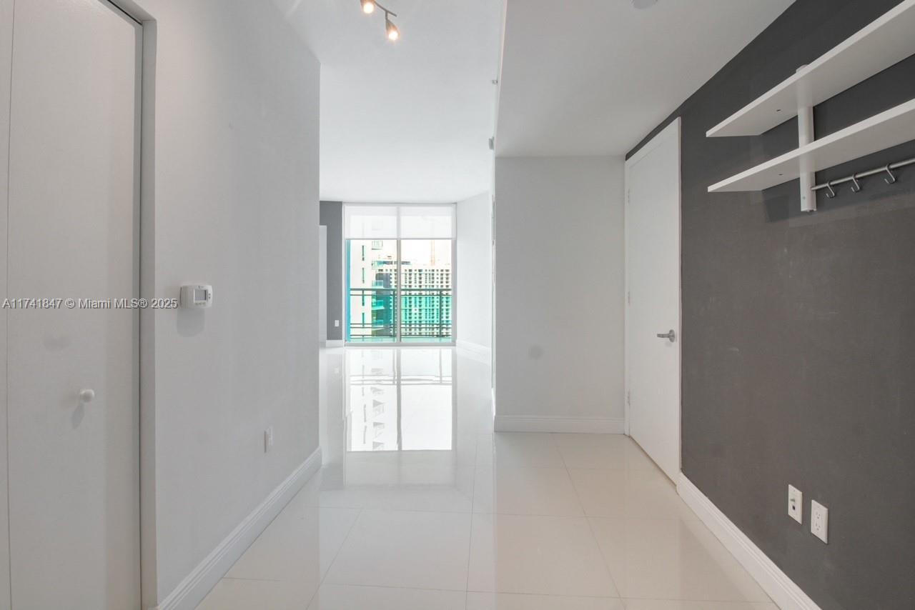 350 S Miami Ave #3515, Miami FL 33130