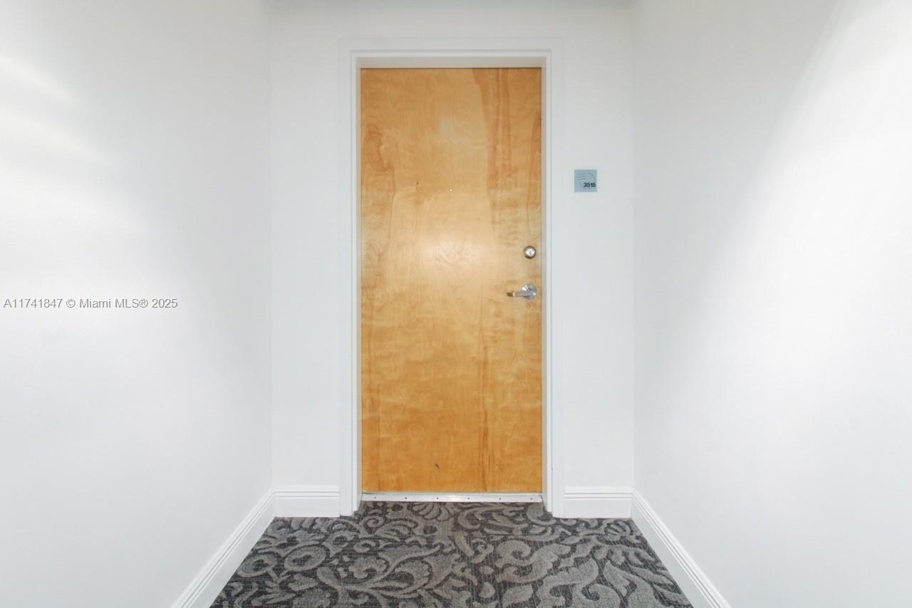 350 S Miami Ave #3515, Miami FL 33130
