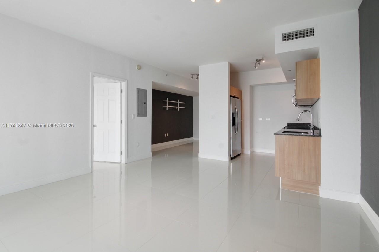350 S Miami Ave #3515, Miami FL 33130