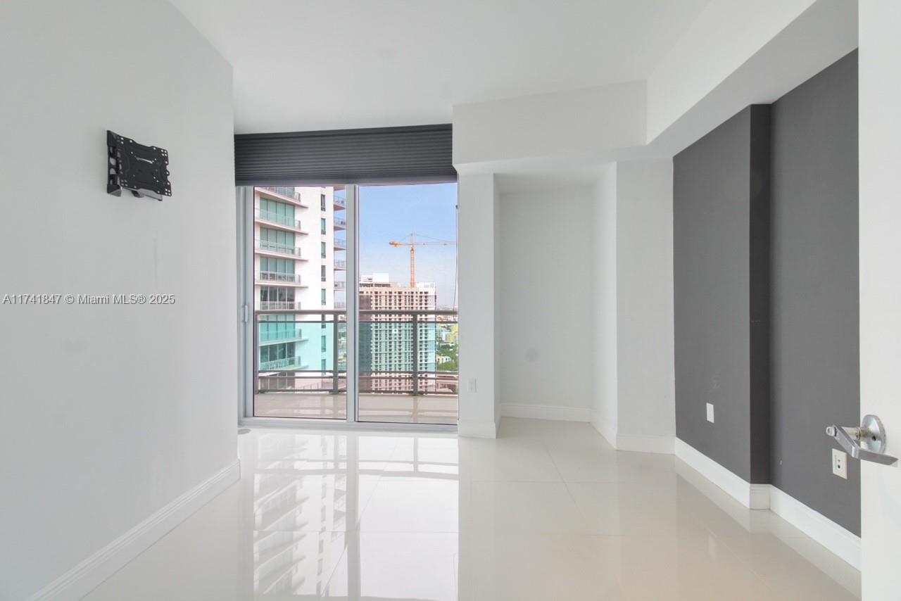 350 S Miami Ave #3515, Miami FL 33130