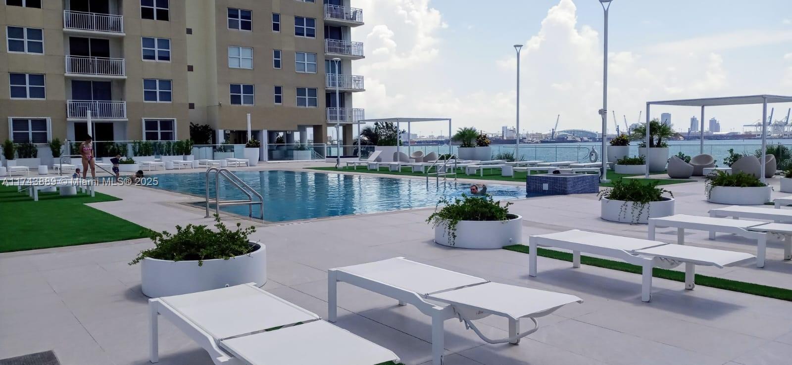 770 Claughton Island Dr #911, Miami FL 33131