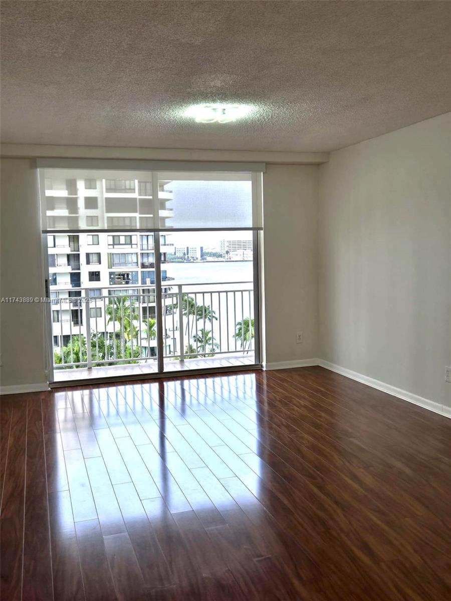 770 Claughton Island Dr #911, Miami FL 33131