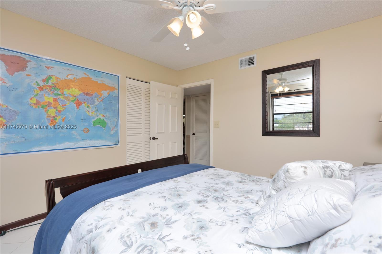 4940 E Sabal Palm Blvd #203, Tamarac, Florida image 12