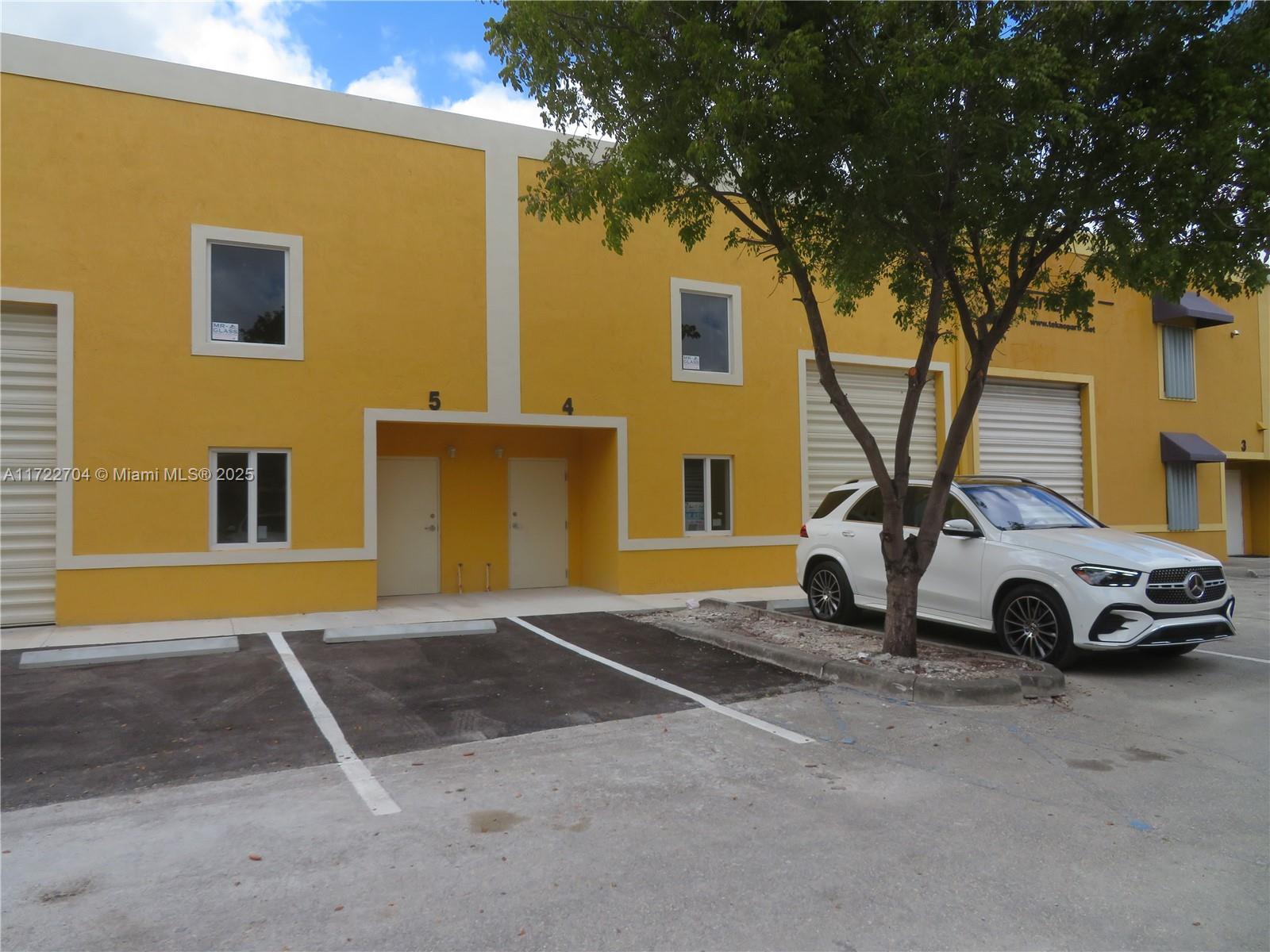 10880 138th St Unit A-4, Hialeah Gardens, Florida 33018