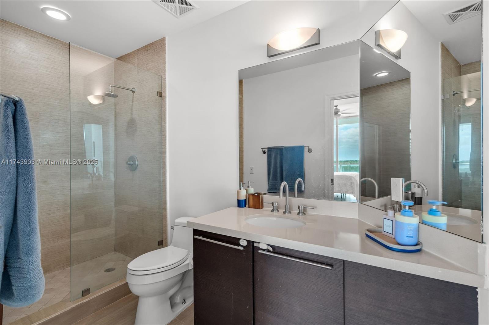 7928 East Dr #702, North Bay Village, Florida image 28