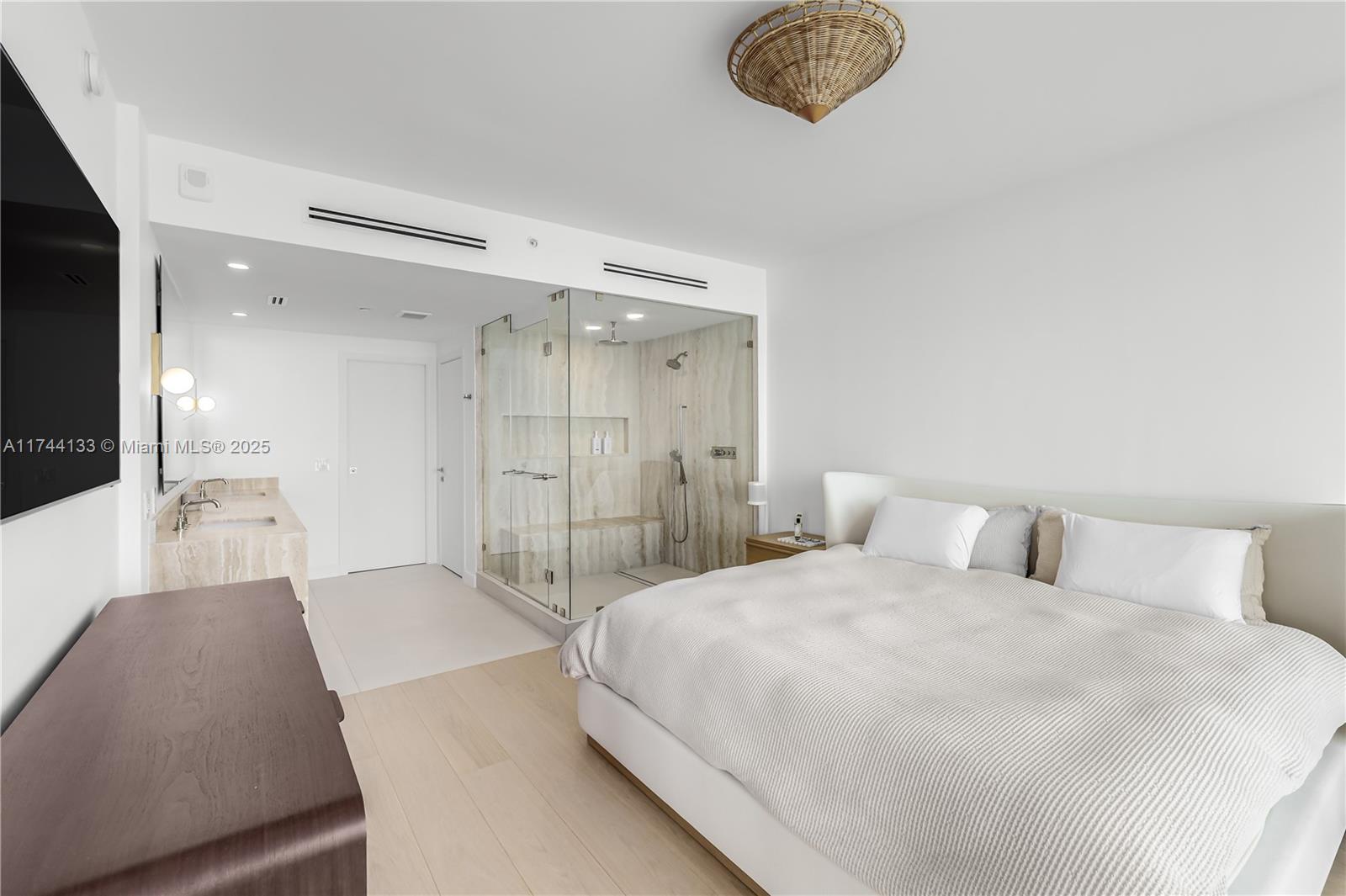 3131 NE 7th Ave #4301, Miami FL 33137