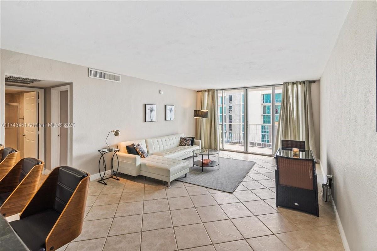 10350 Bay Harbor Dr Unit 5 J, Bay Harbor Islands, Florida 33154