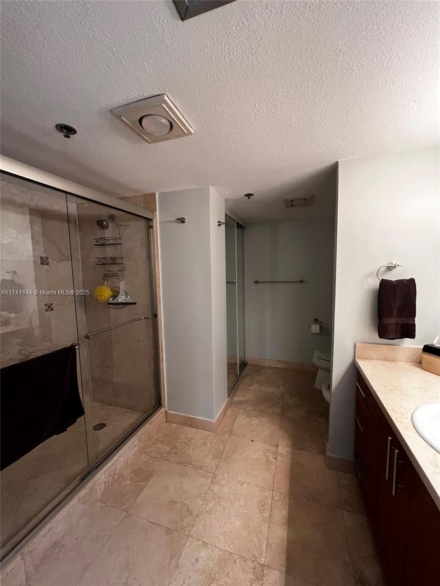 251 Crandon Blvd #108, Key Biscayne FL 33149