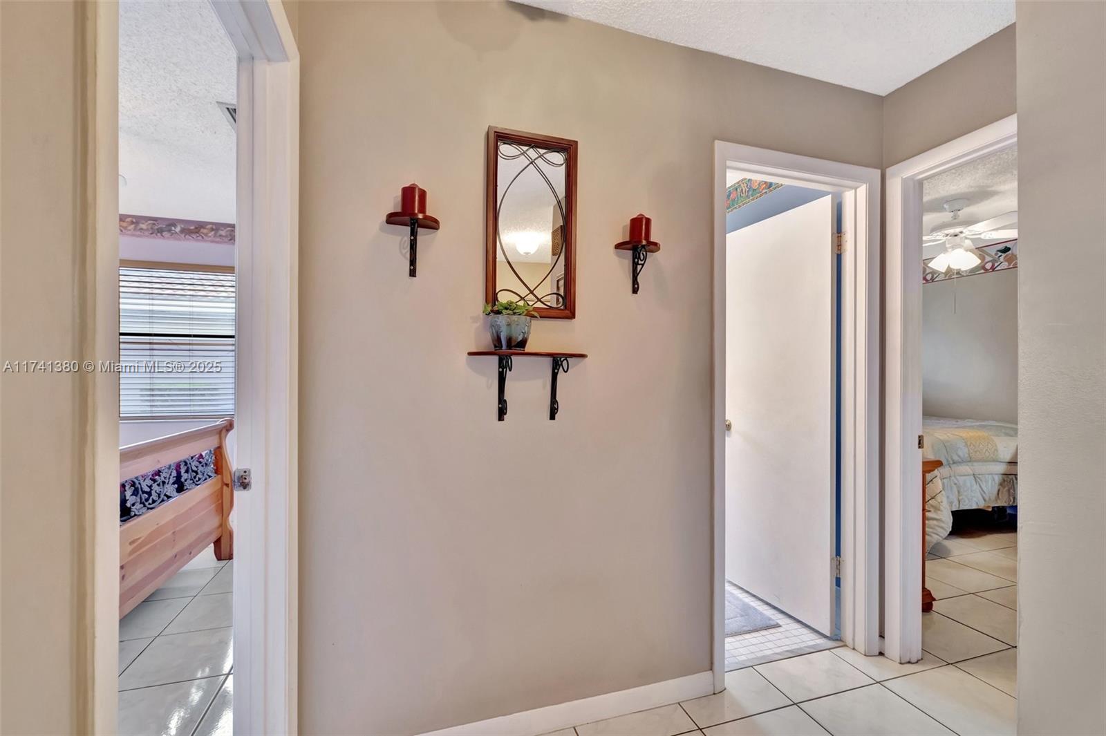 5911 Epsom Ln, Davie, Florida image 24