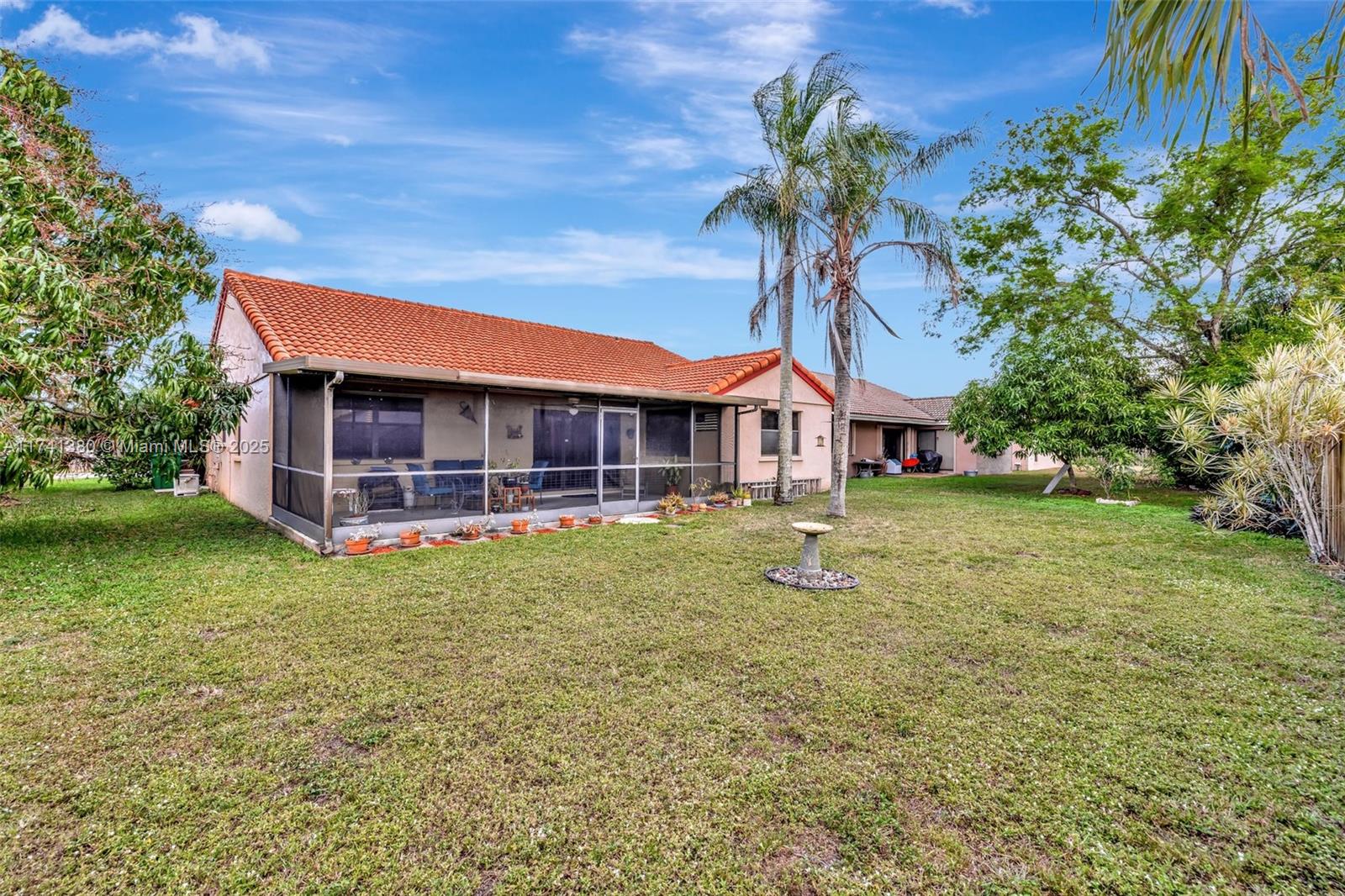 5911 Epsom Ln, Davie, Florida image 36
