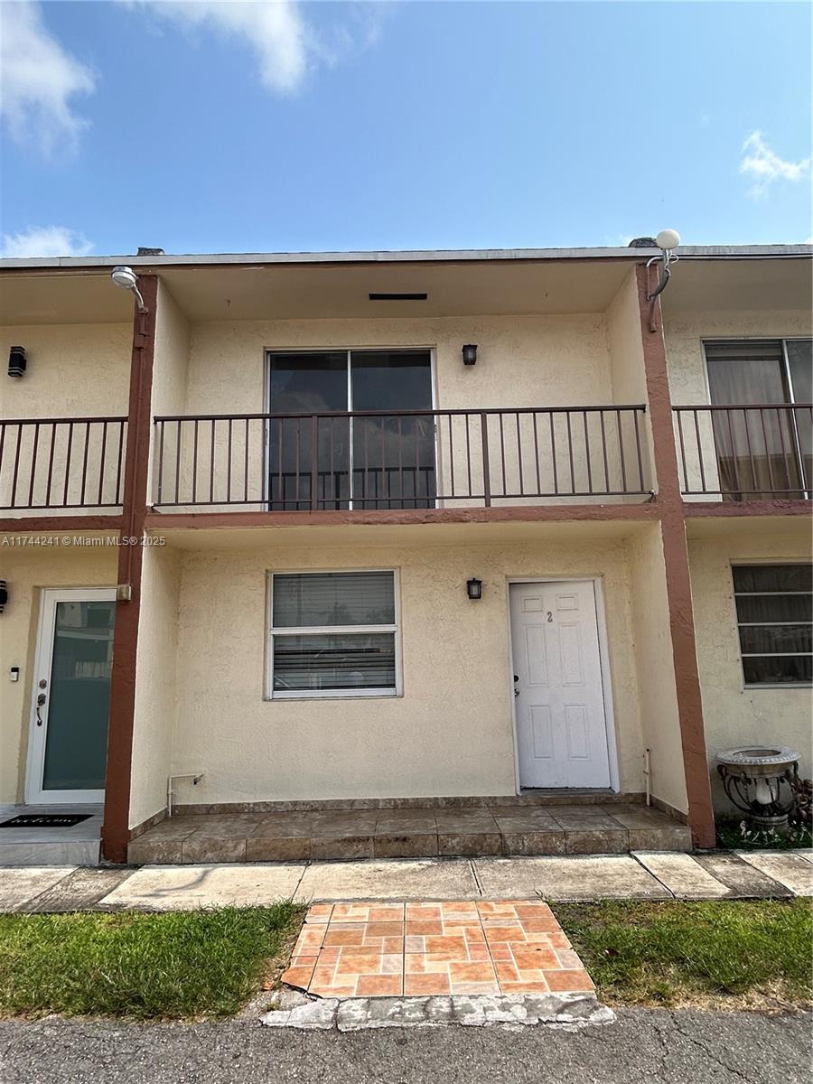 10942 SW 3rd St #D2, Sweetwater, Florida image 2