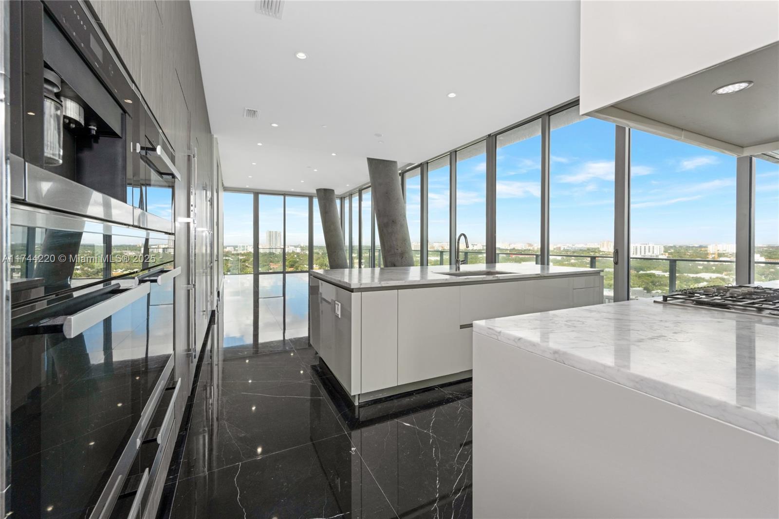 2669 S Bayshore Dr #1403N, Coconut Grove, Florida image 9