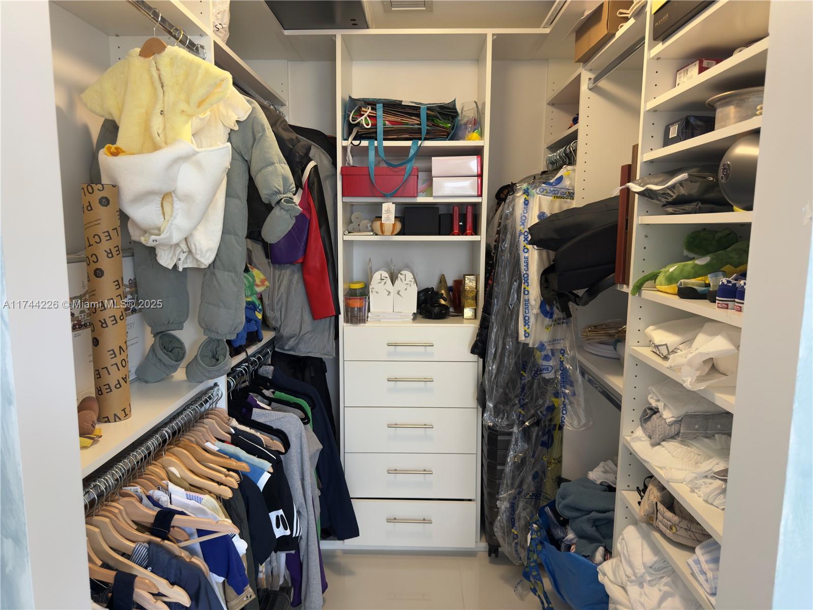 Listing Photo 16