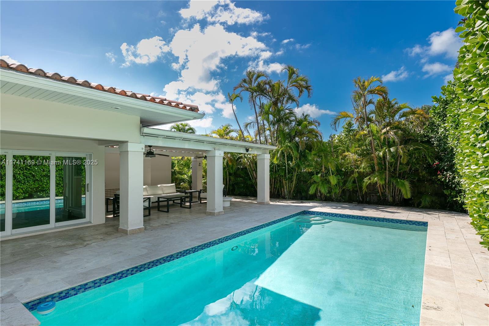 412 Ridgewood Rd, Key Biscayne, Florida image 1