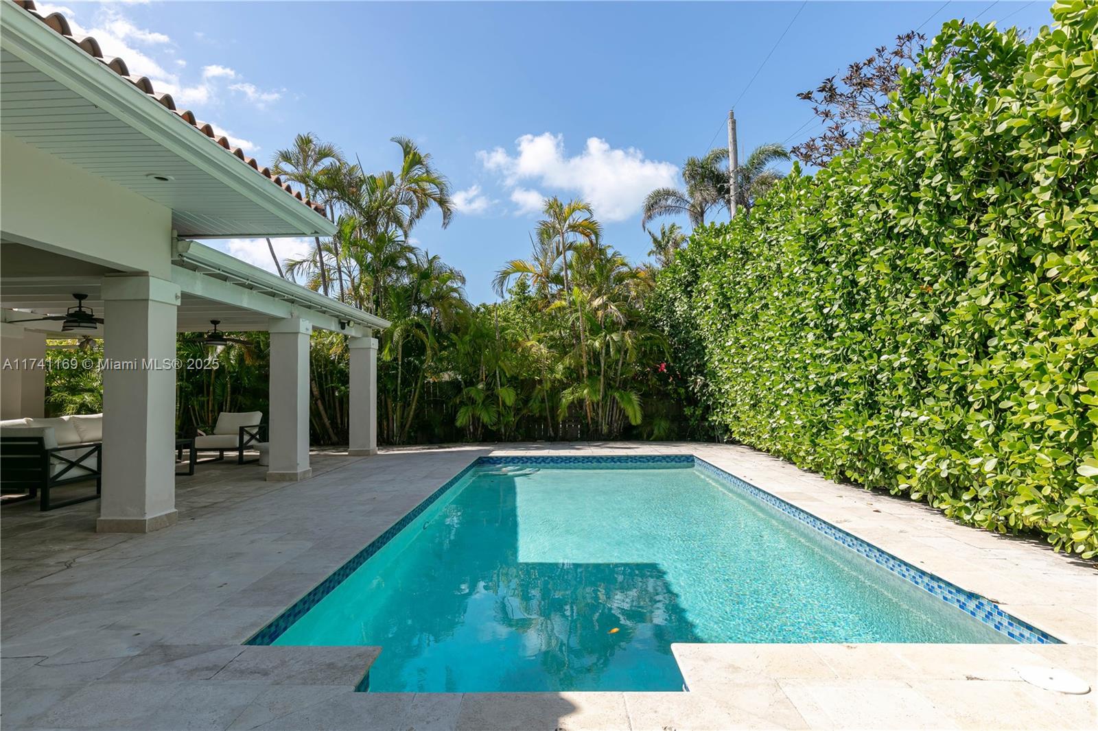 412 Ridgewood Rd, Key Biscayne, Florida image 41