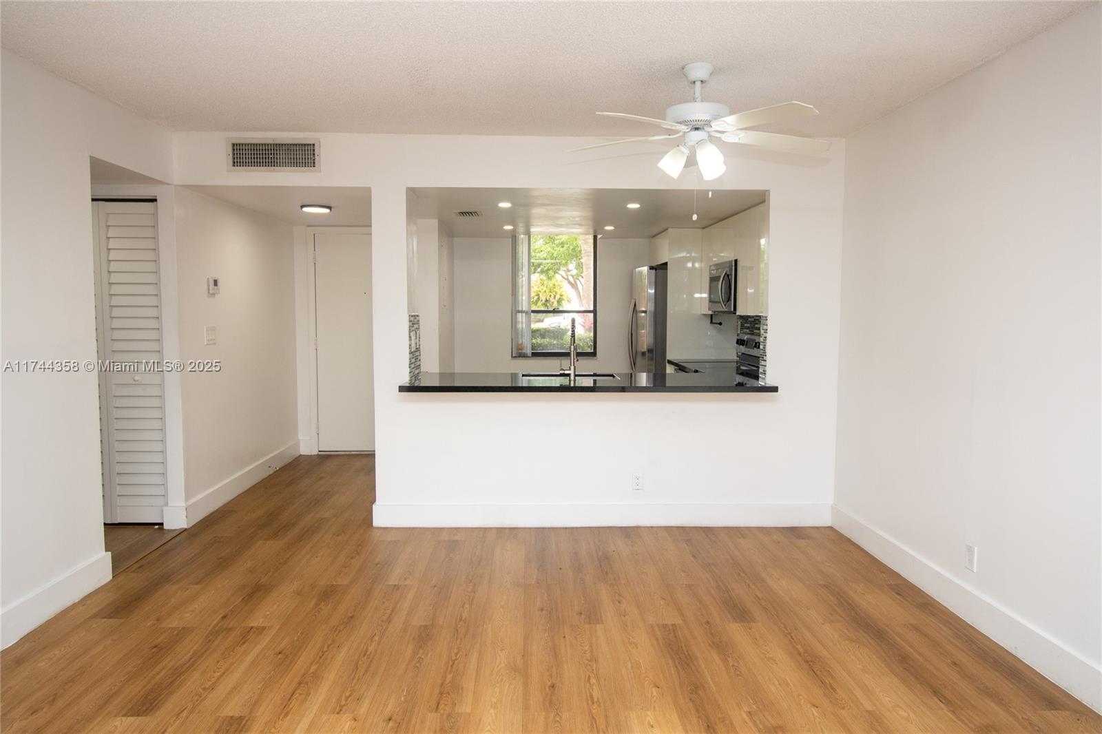 7200 NW 1st St #103, Plantation, Florida image 3