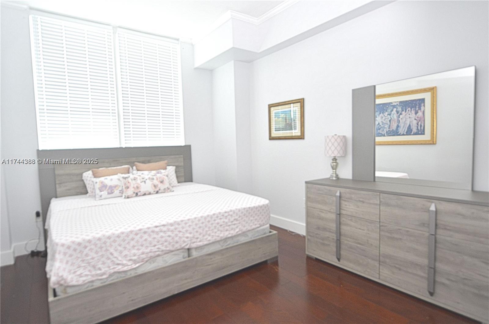 133 NE 2nd Ave #1119, Miami FL 33132
