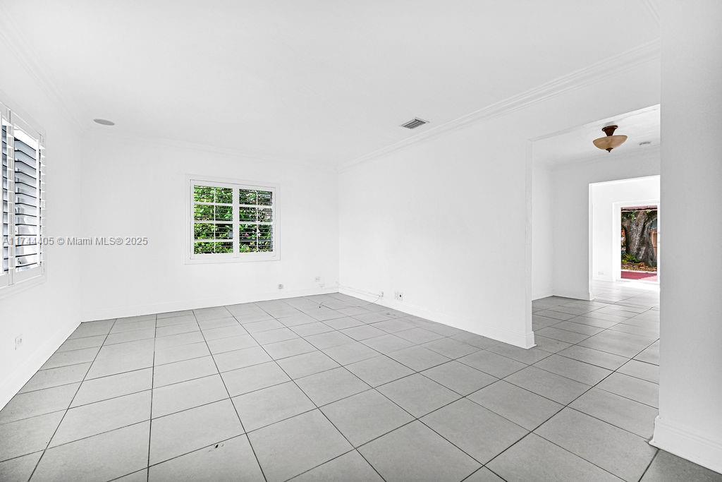 4221 SW 13th Ter, Miami, Florida image 4