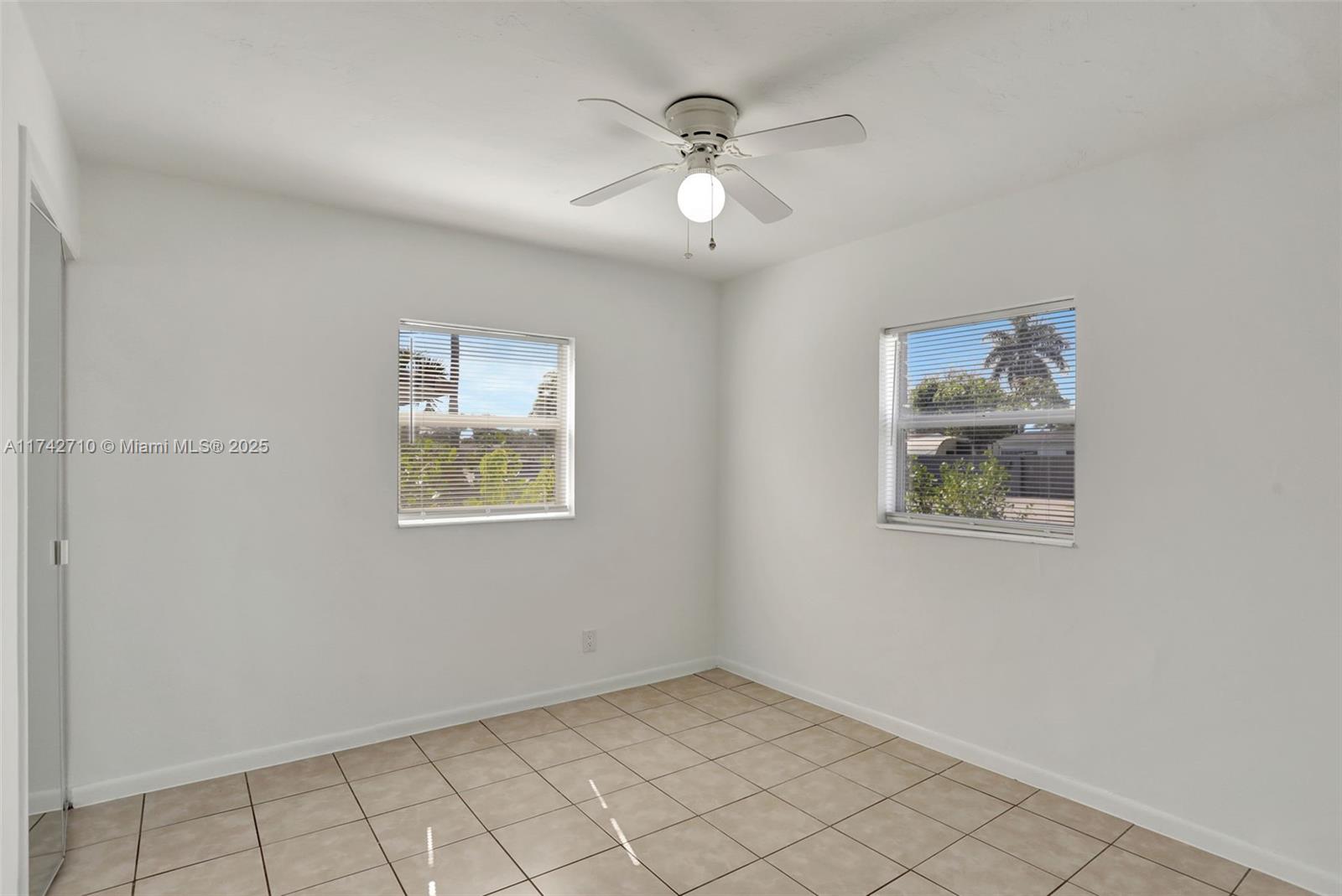 6130 NE 3rd Ter, Oakland Park, Florida image 22