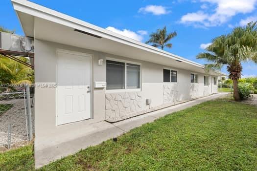 1431-1433 N 14th Way, Hollywood, Florida image 6