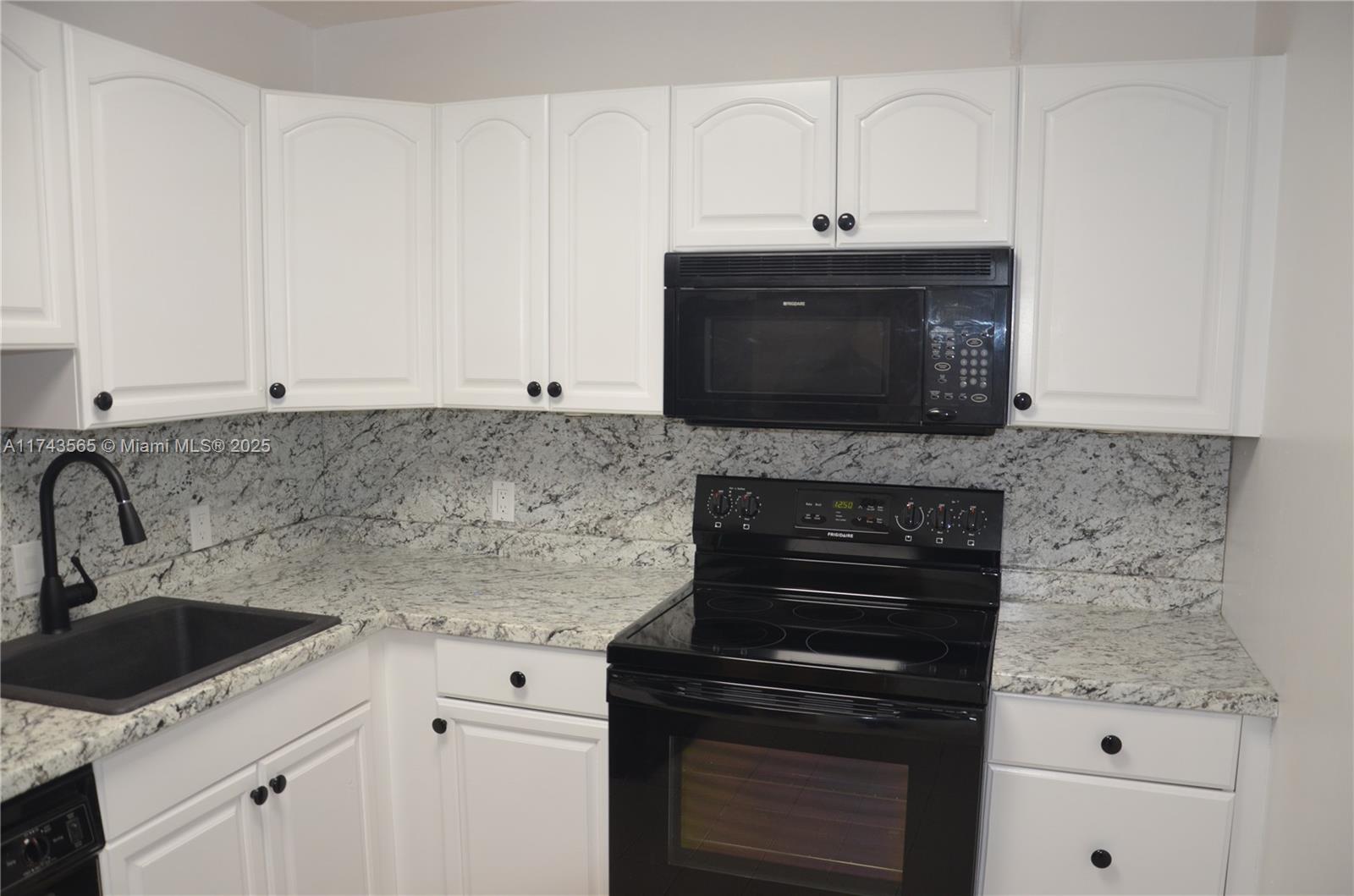 8851 N New River Canal Rd #18E, Plantation, Florida image 12