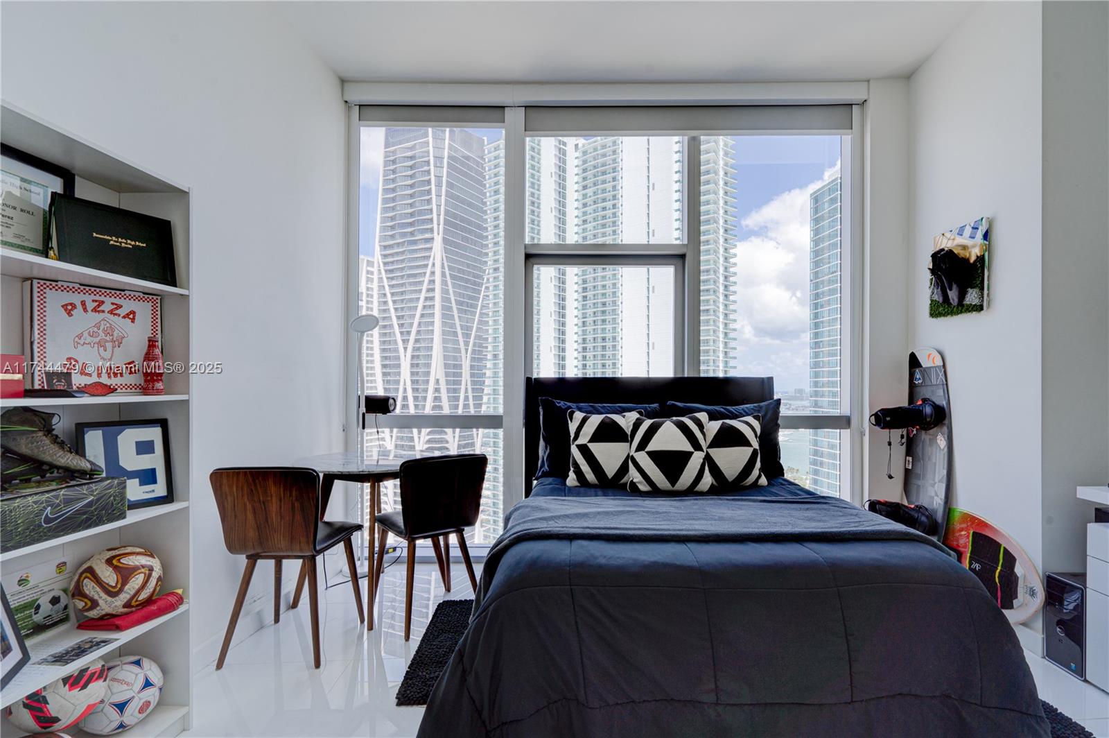 851 NE 1st Ave #2901, Miami FL 33132