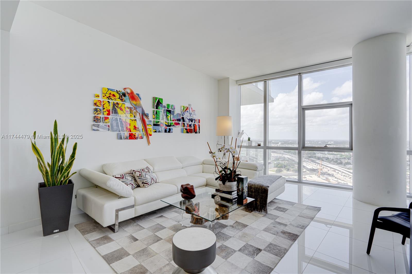 851 NE 1st Ave #2901, Miami FL 33132