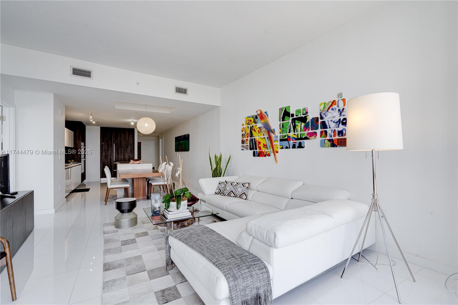851 NE 1st Ave #2901, Miami FL 33132
