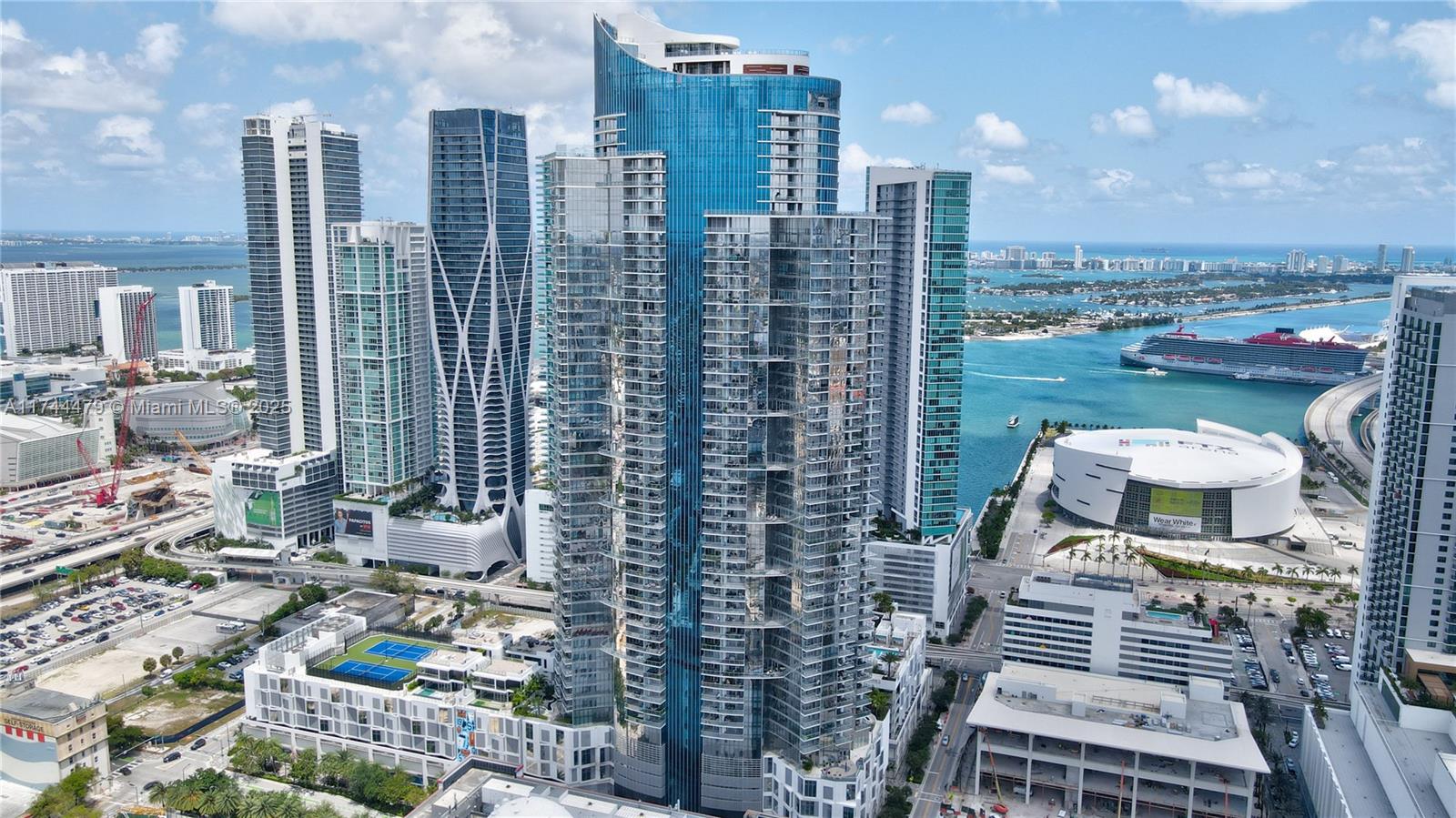 851 NE 1st Ave #2901, Miami FL 33132