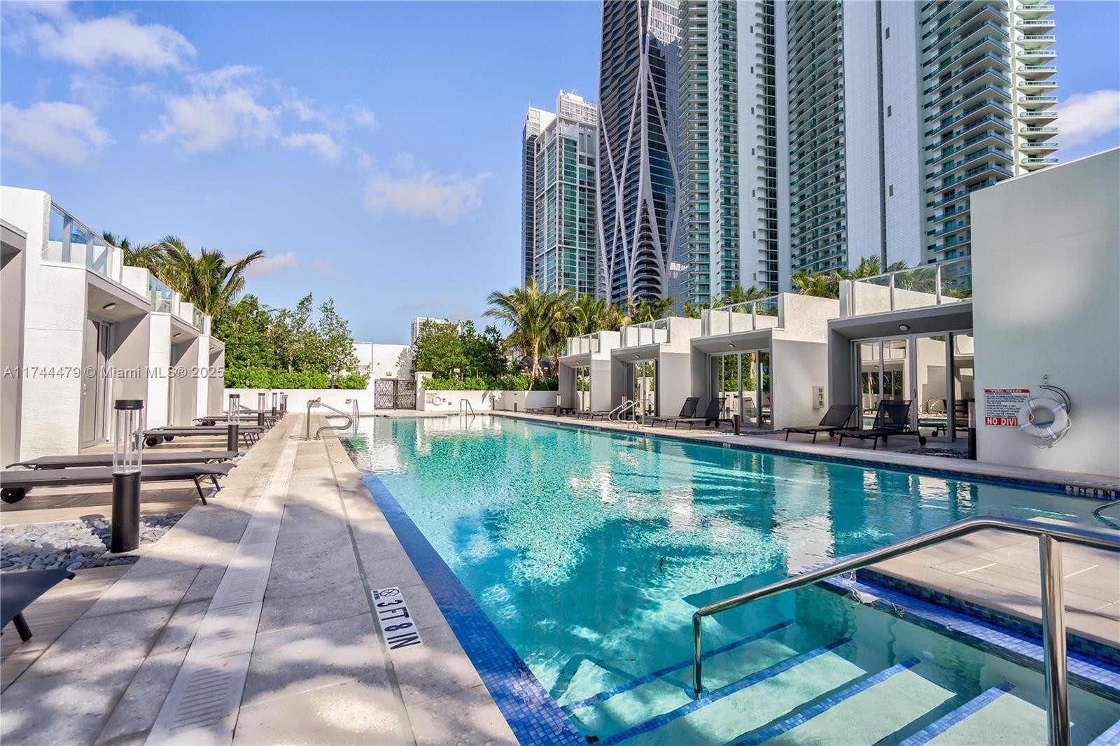 851 NE 1st Ave #2901, Miami FL 33132