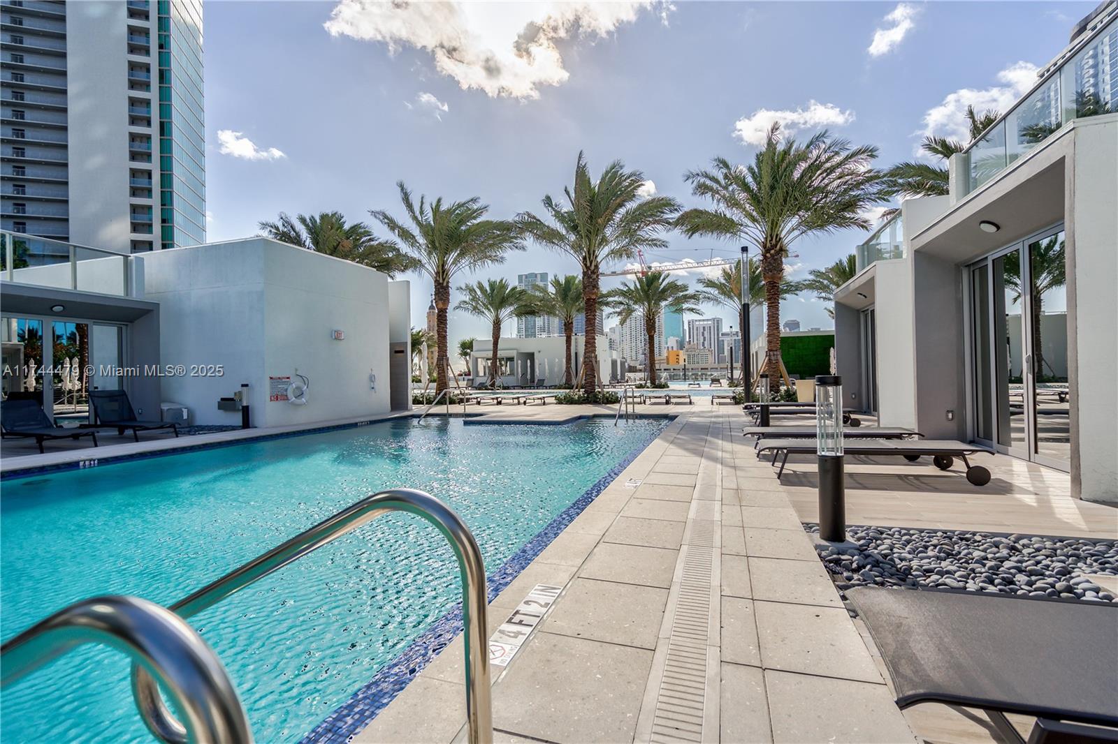 851 NE 1st Ave #2901, Miami FL 33132