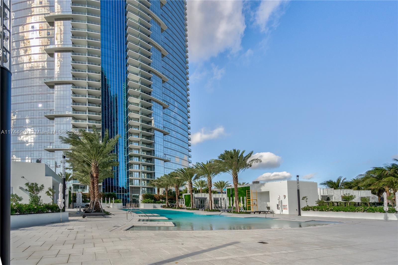 851 NE 1st Ave #2901, Miami FL 33132