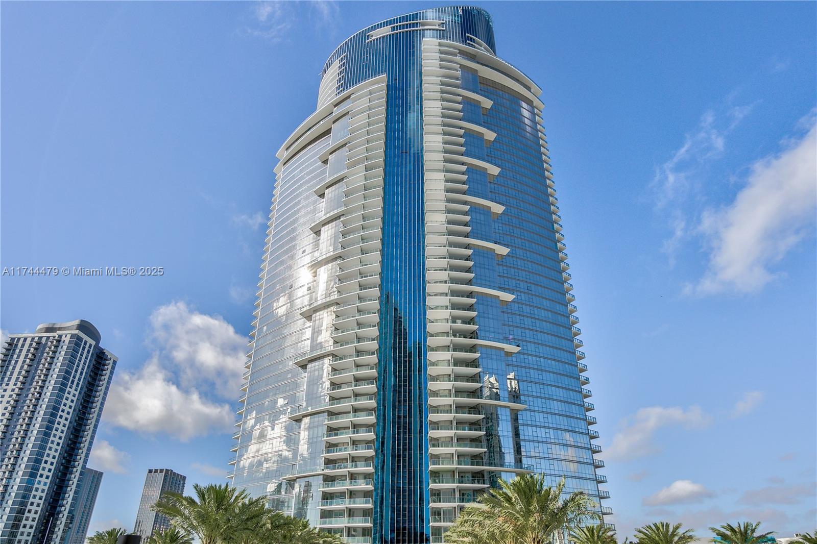 851 NE 1st Ave #2901, Miami FL 33132