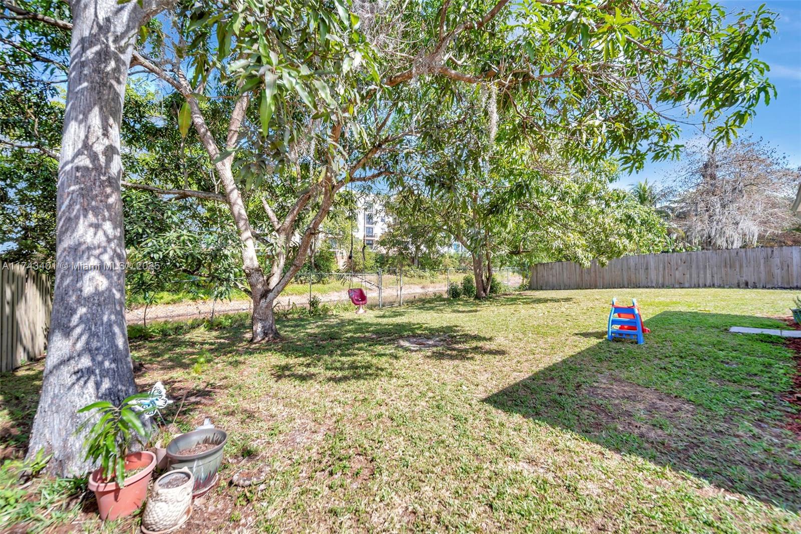 7701 NW 53rd St, Lauderhill, Florida image 39