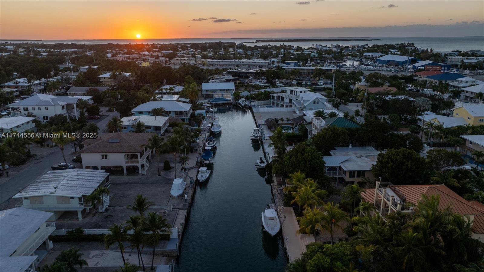 Residential, Plantation Key, Florida image 35