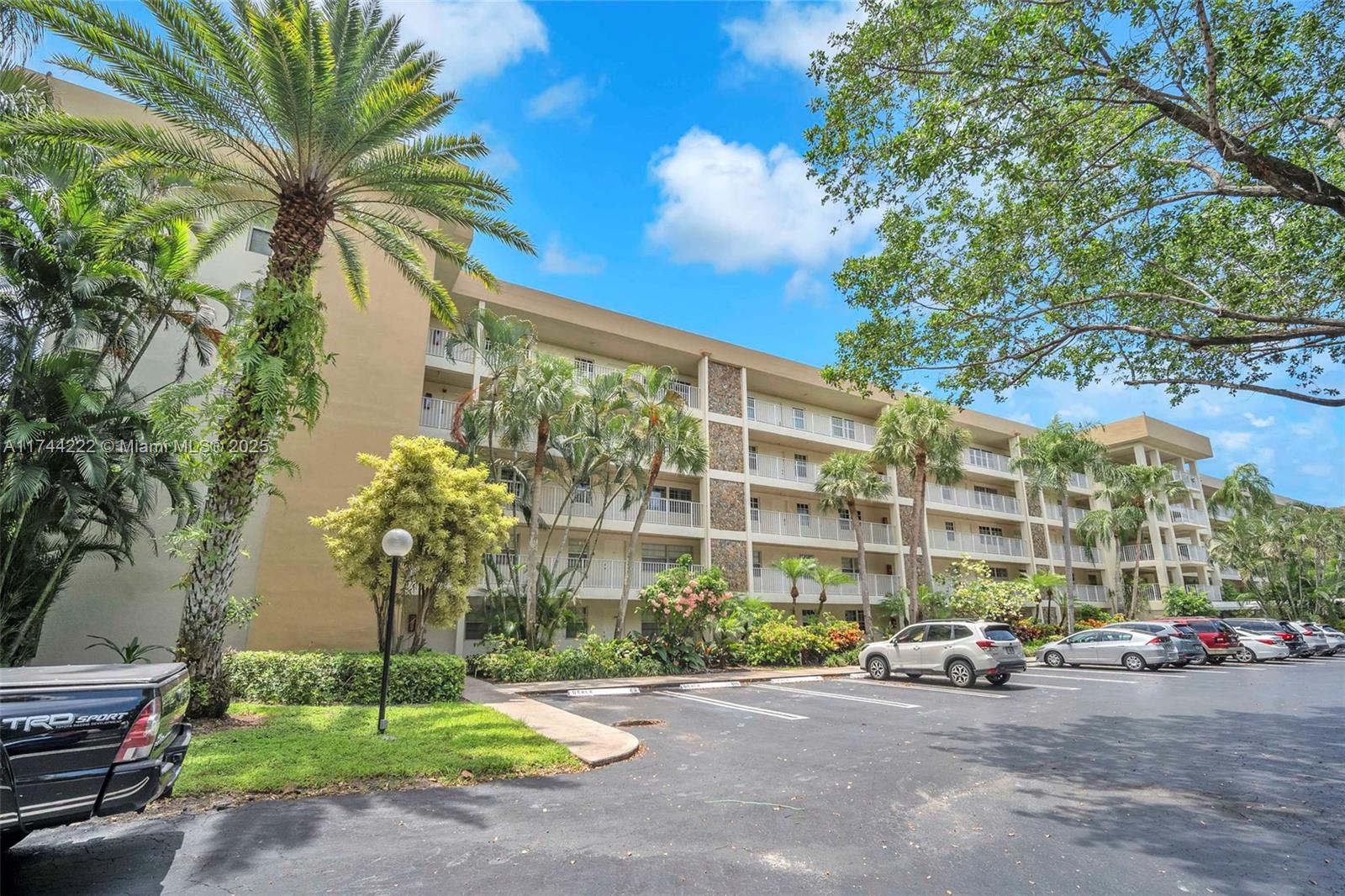 4000 Cypress Grove Way #210, Pompano Beach, Florida image 2