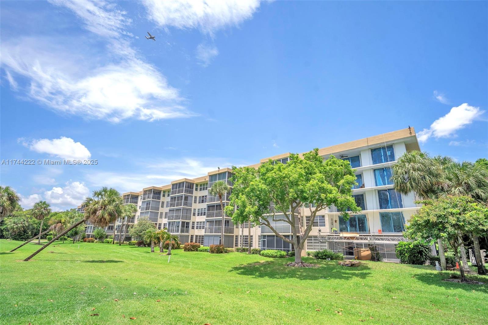 4000 Cypress Grove Way #210, Pompano Beach, Florida image 27