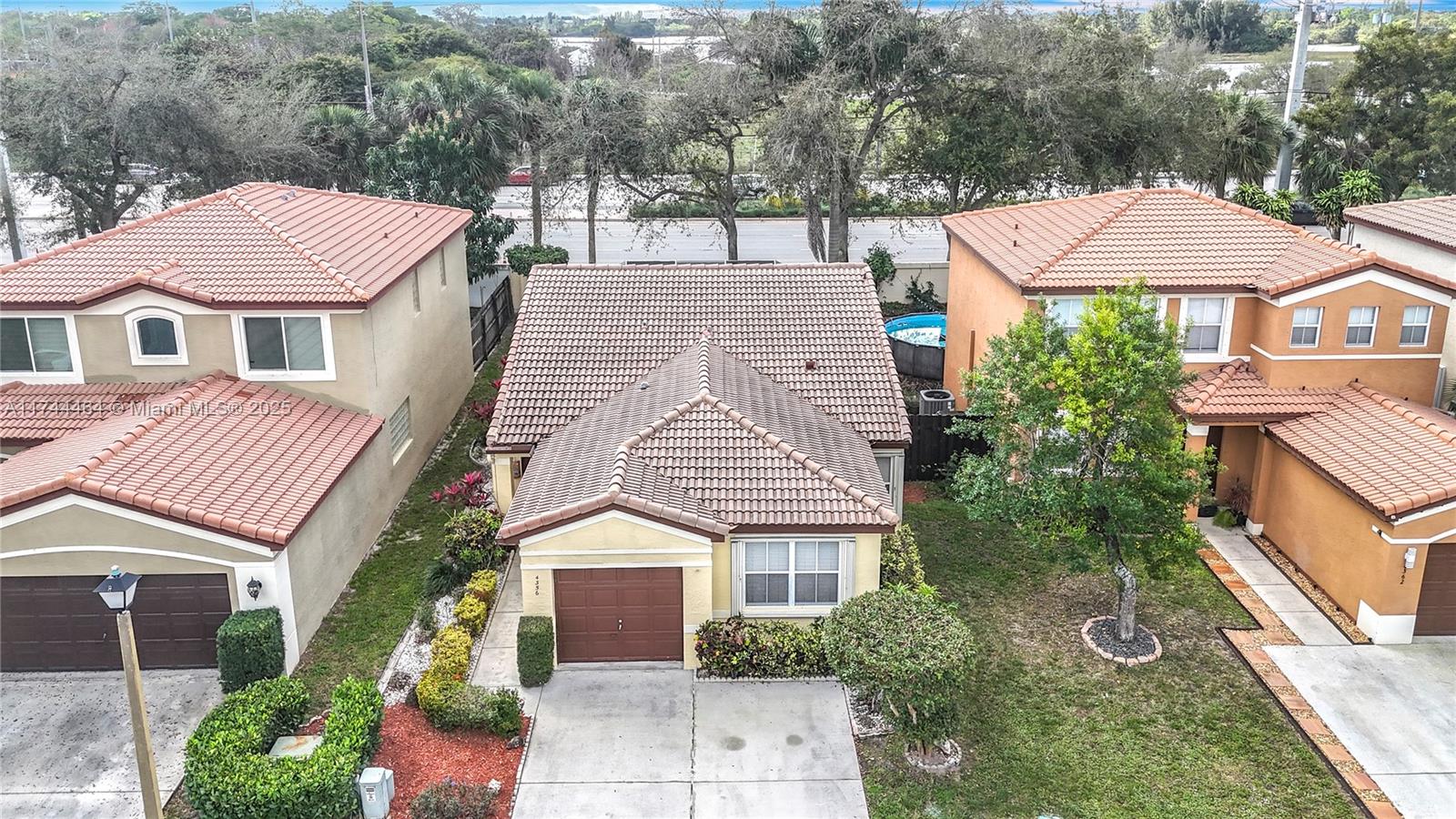 4356 NW 1st St, Deerfield Beach, Florida image 3