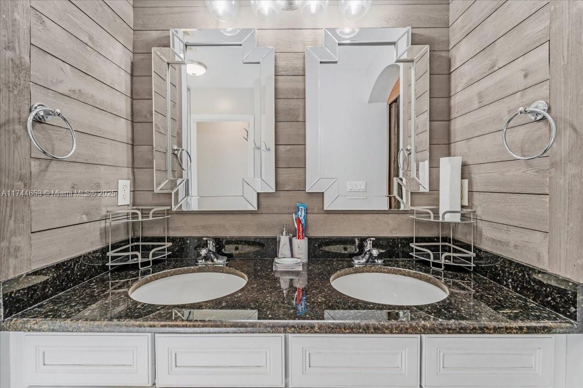 10006 Salina, Fort Myers, Florida image 32
