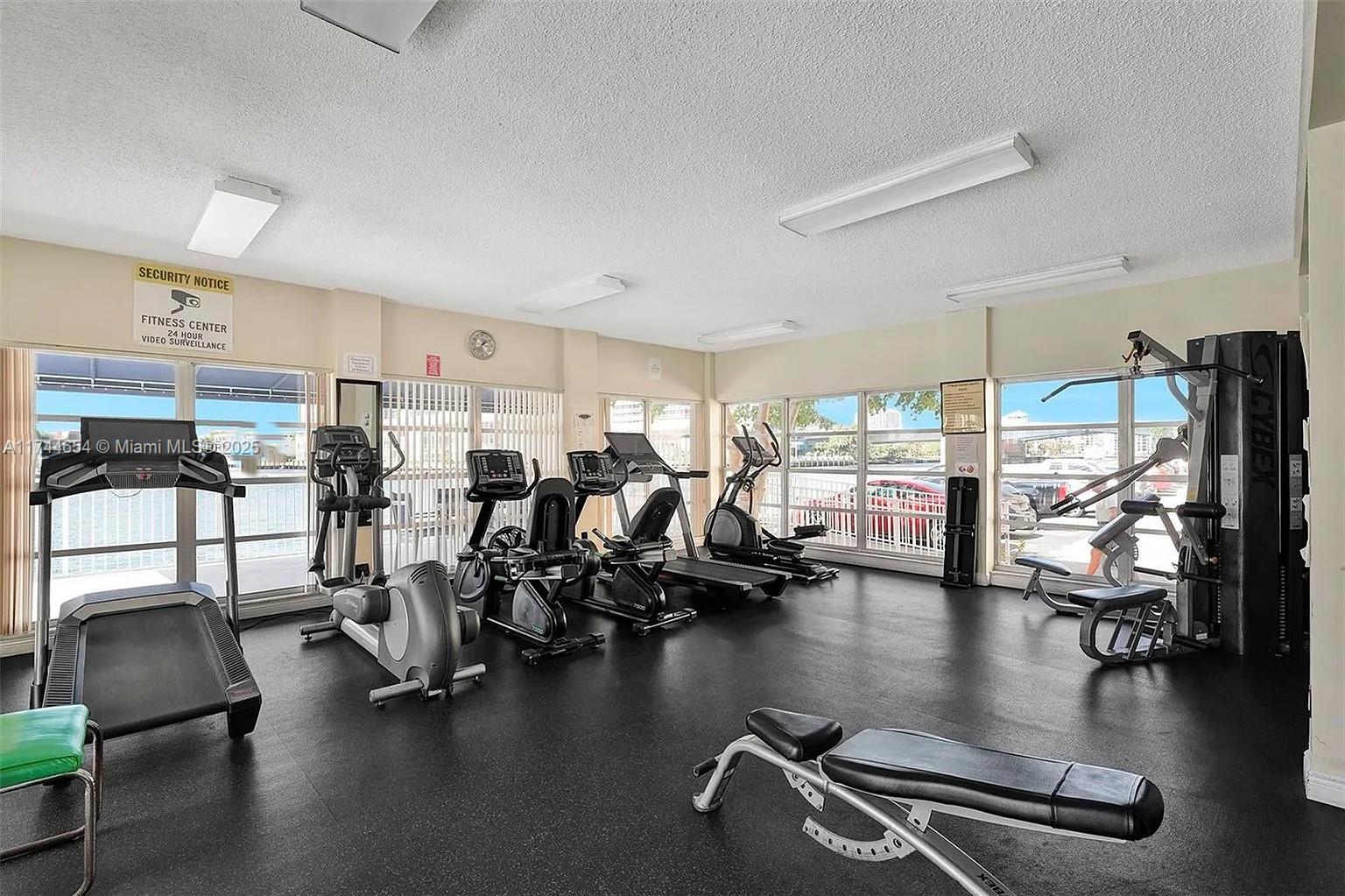 1833 S Ocean Dr #1103, Hallandale Beach, Florida image 17