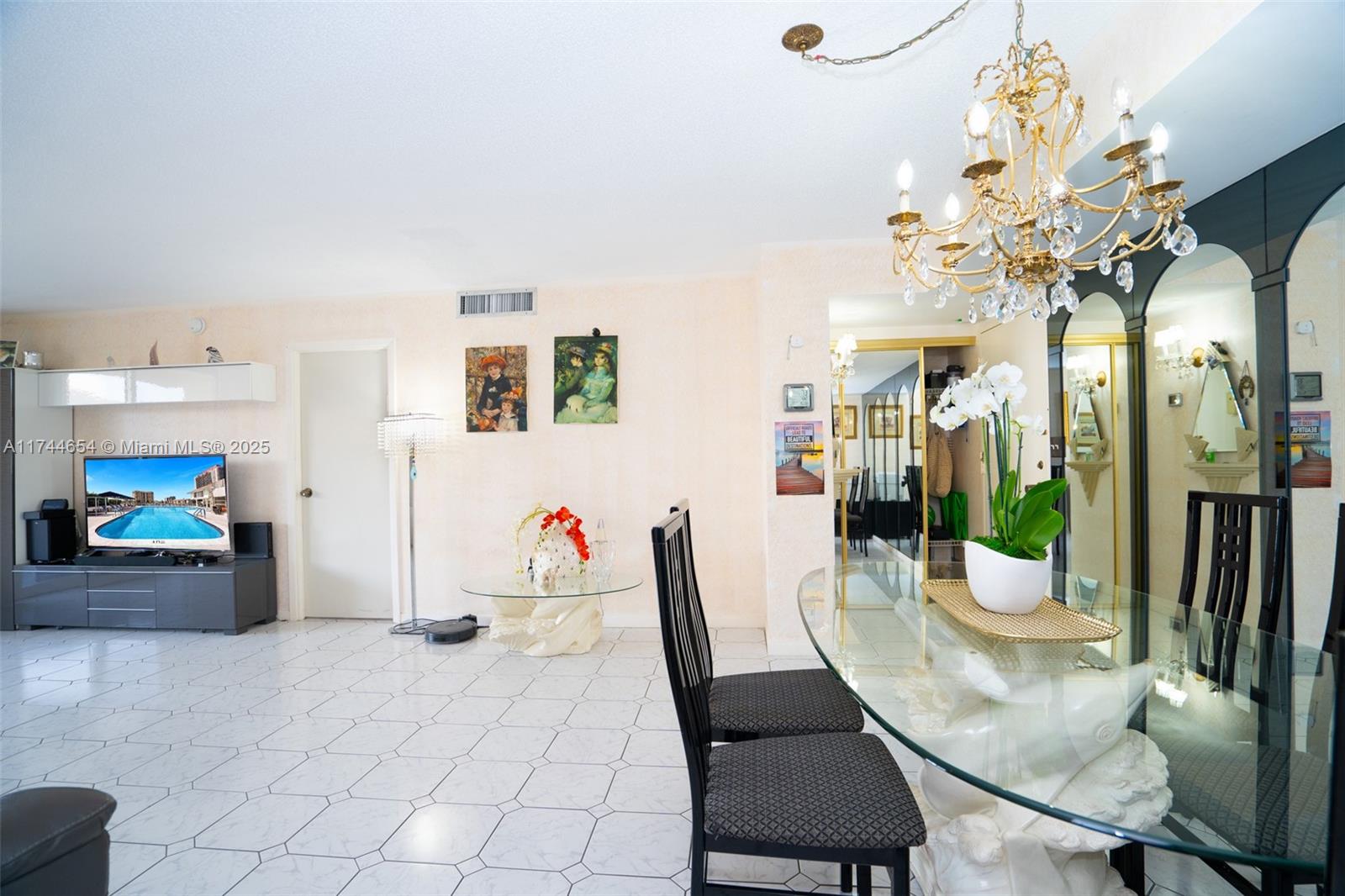 1833 S Ocean Dr #1103, Hallandale Beach, Florida image 4